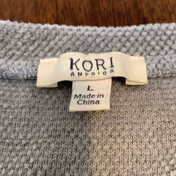 Kori America | gray v-neck pullover sweater - Picture 6 of 10